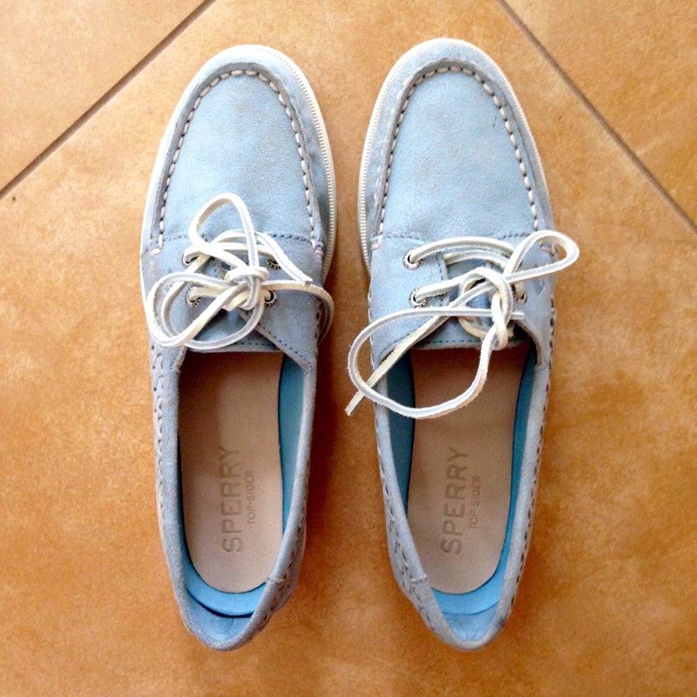 NIB Sperry Ash Blue Leather Boat Shoes